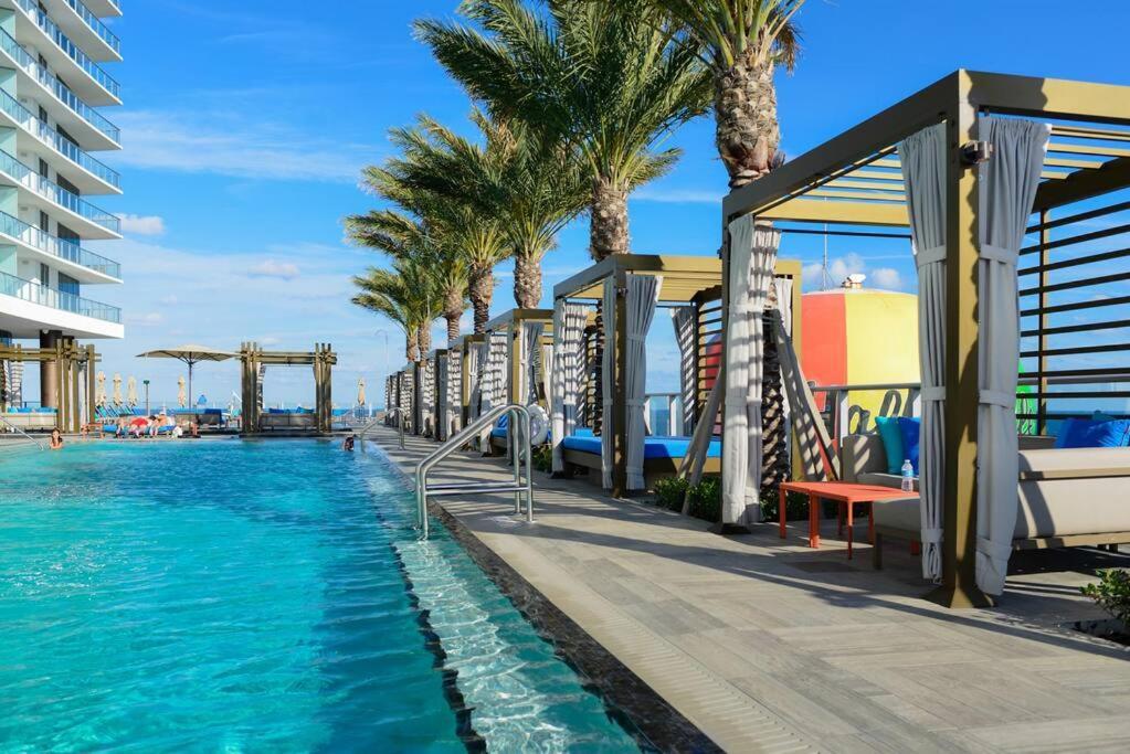 Spectacular Sunset Views Over The Ocean At Hollywood Eksteriør billede