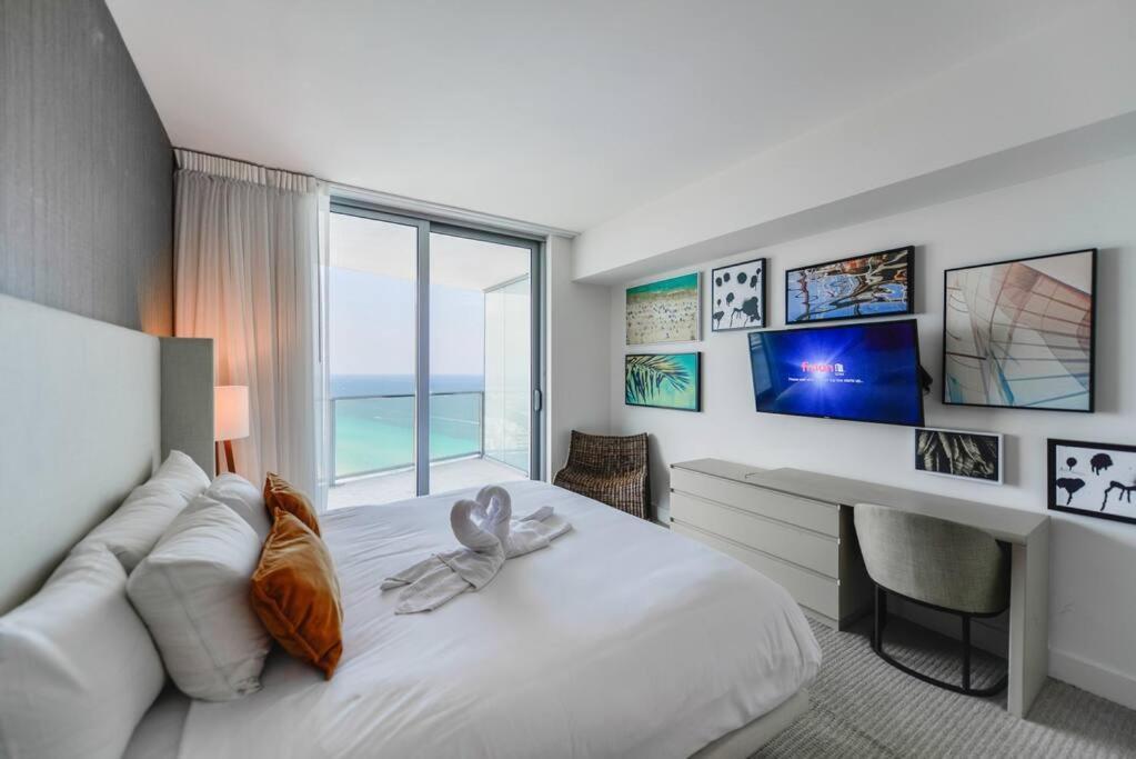 Spectacular Sunset Views Over The Ocean At Hollywood Eksteriør billede