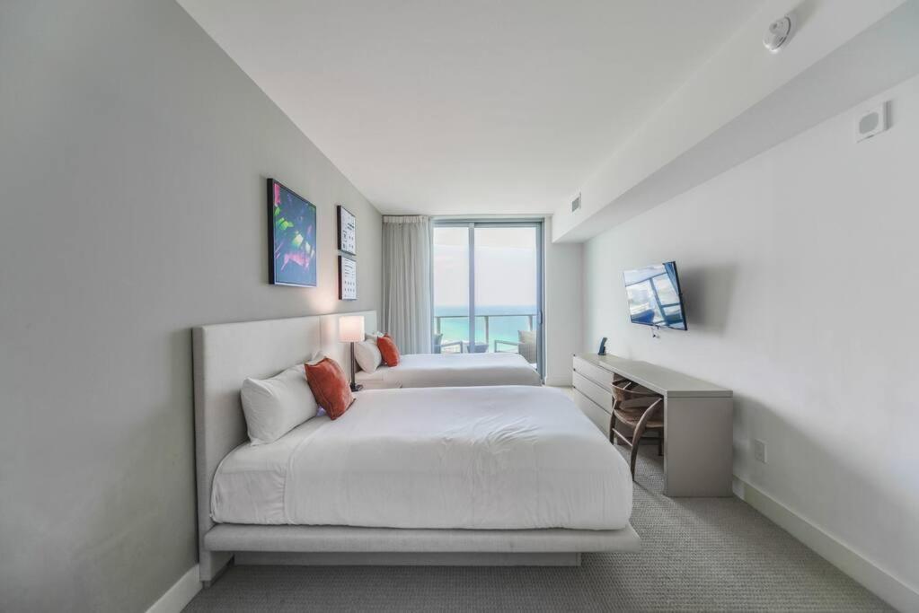 Spectacular Sunset Views Over The Ocean At Hollywood Eksteriør billede